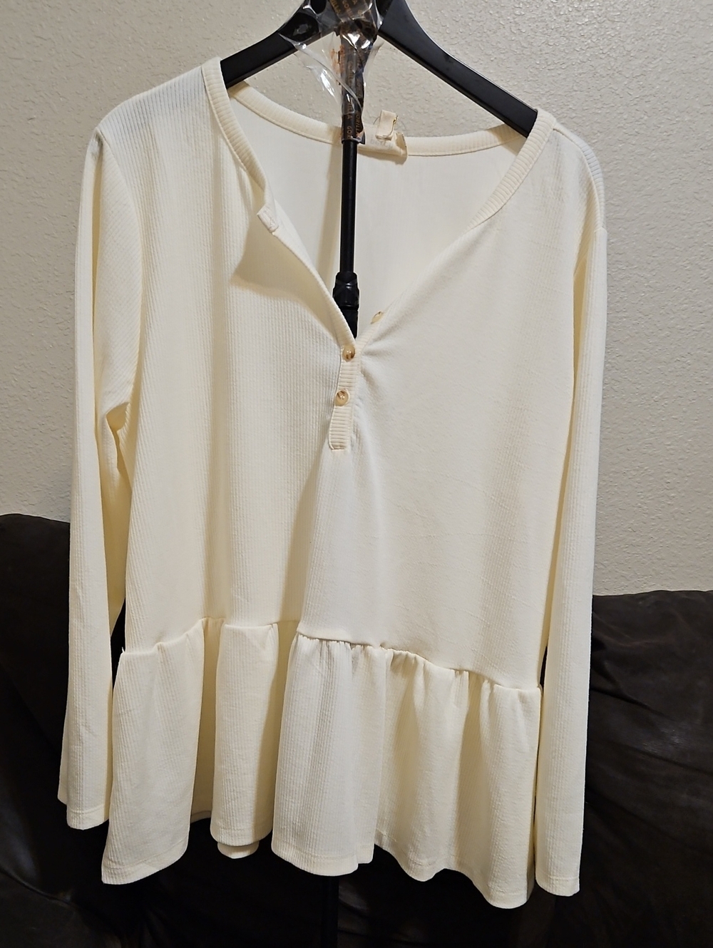 Women's Cream Peplum Henley Tunic Top - Long Sleeve